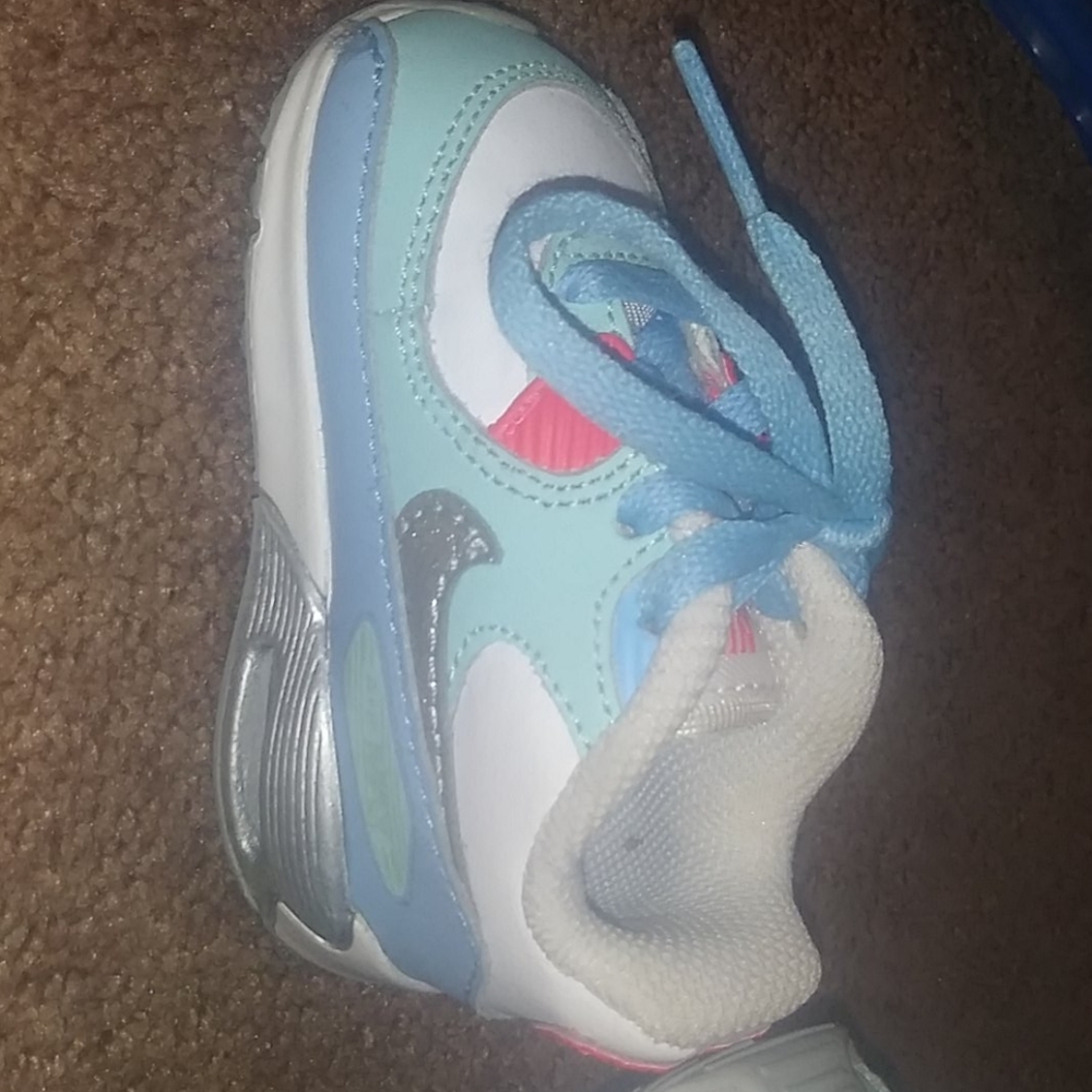 Nike Air Max 90 baby girl size 3